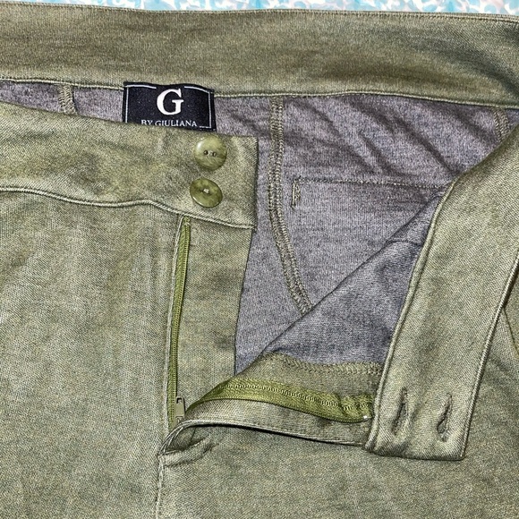 Green G by Giuliana Lounge Set - Picture 13 of 16